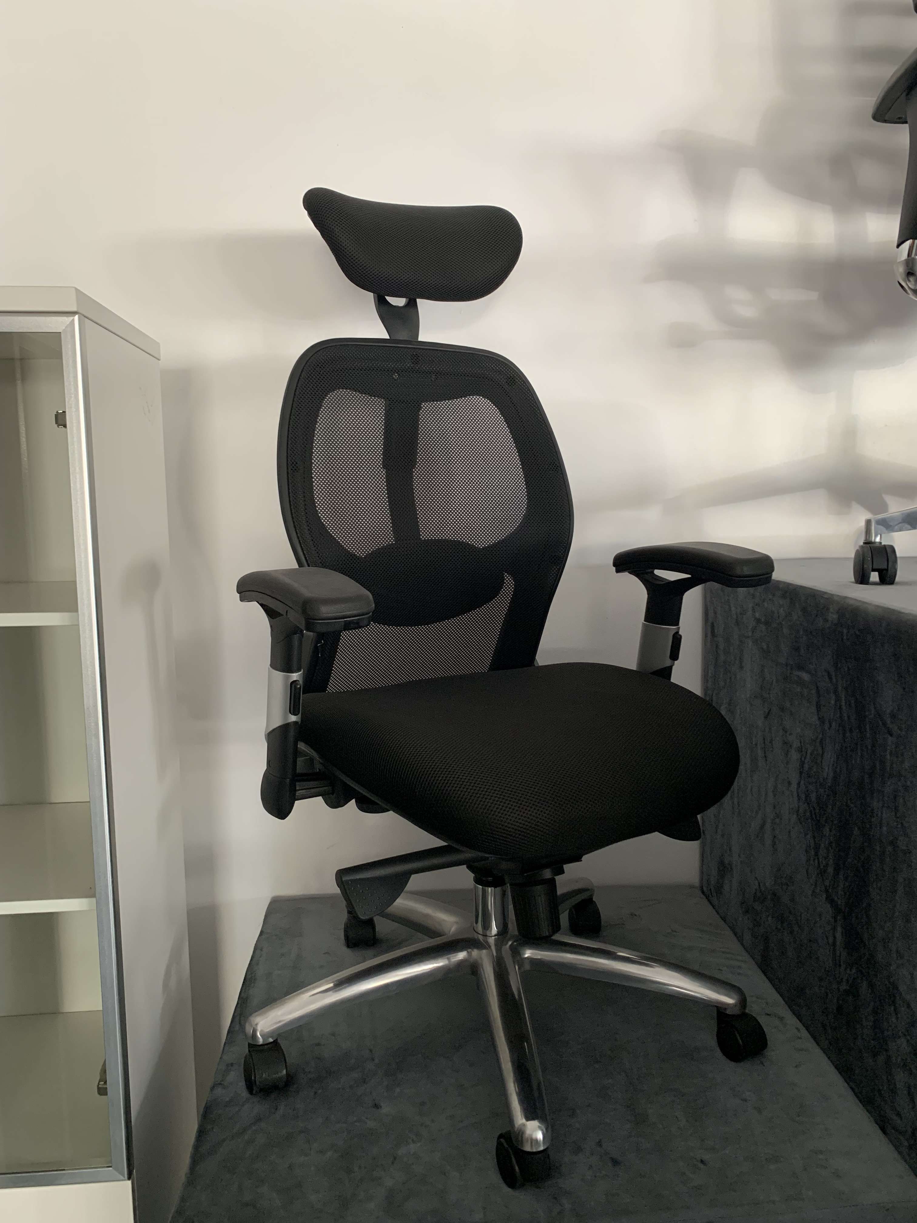 Ergonomic chair DF-01
